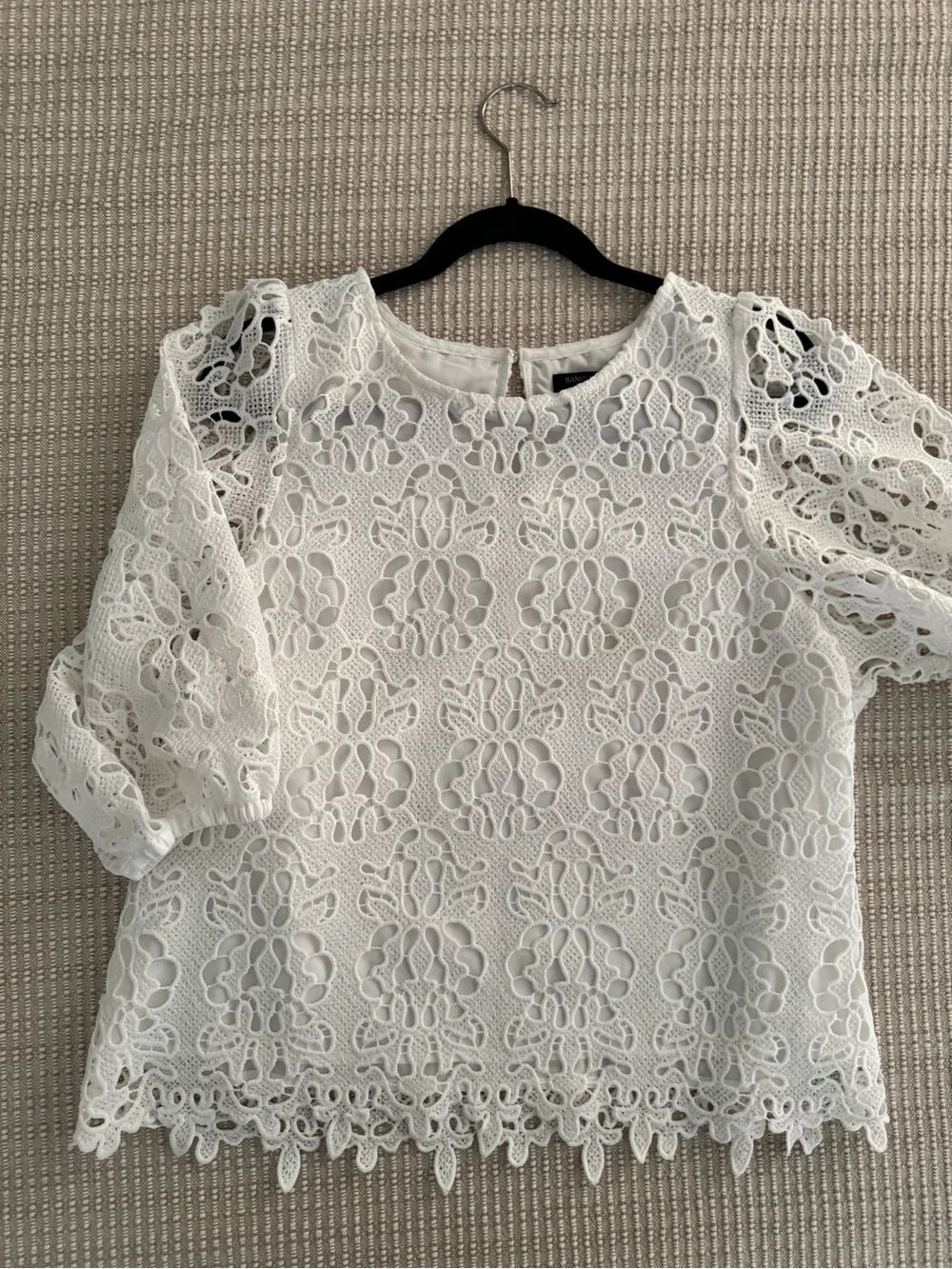 Banana Republic White Lace Puff-Sleeve Blouse